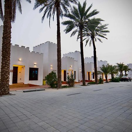 Coastline Resort Мусанах Екстериор снимка